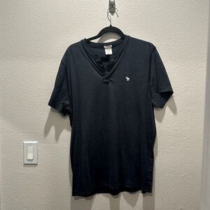 Abercrombie & Fitch Men’s short sleeve Henley shirt